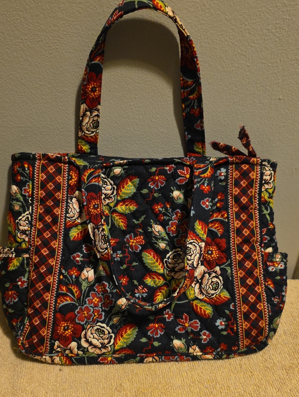 Vera Bradley - Quilted Floral Medium Tote Bag - Inv.533